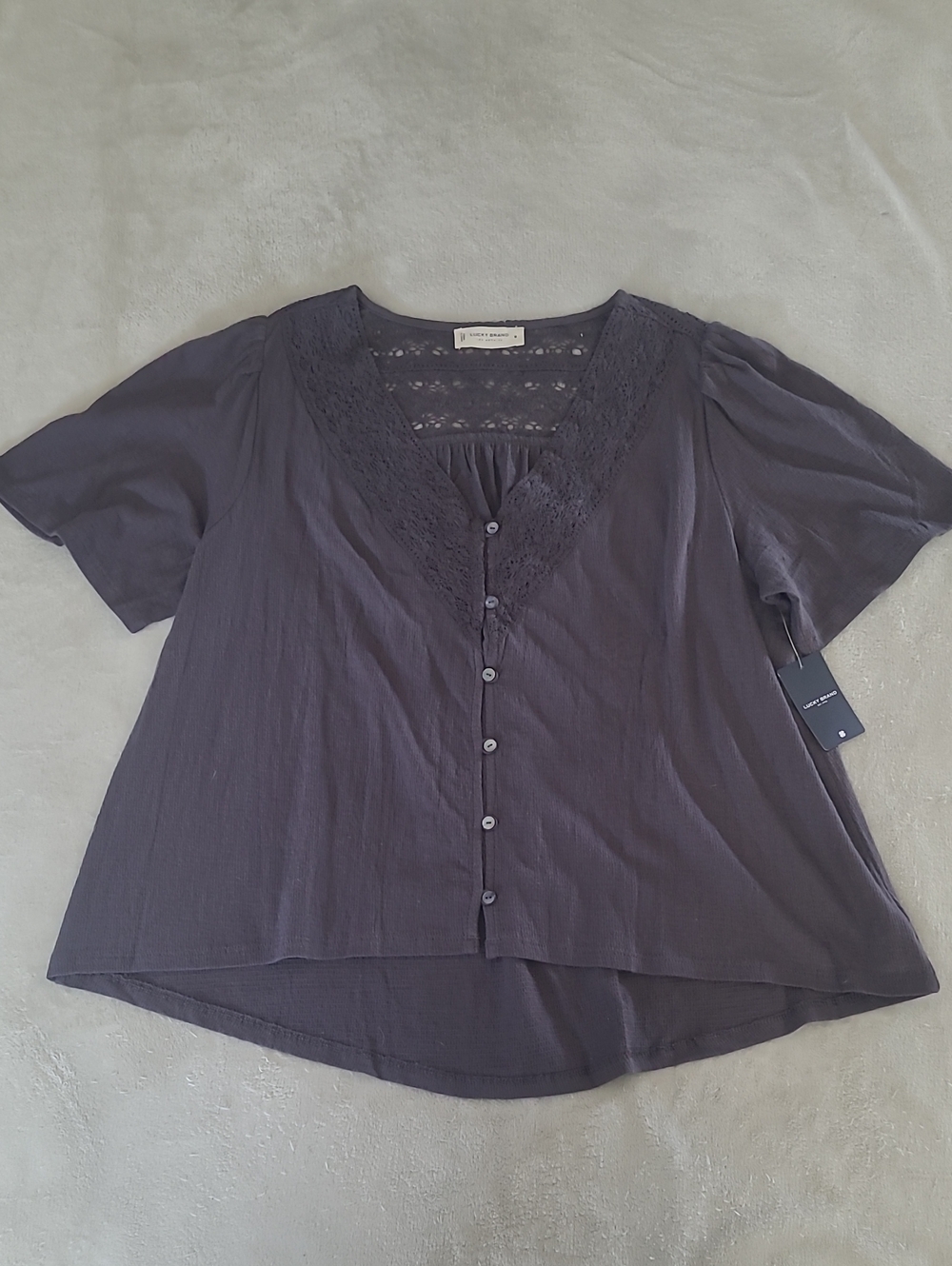 Lucky Brand Womens M Charcoal Gray Lace Yoke Button Front Hi Low Blouse NWT Boho